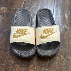 Nike Tan and Brown Slide Sandals - Women’s Size 6